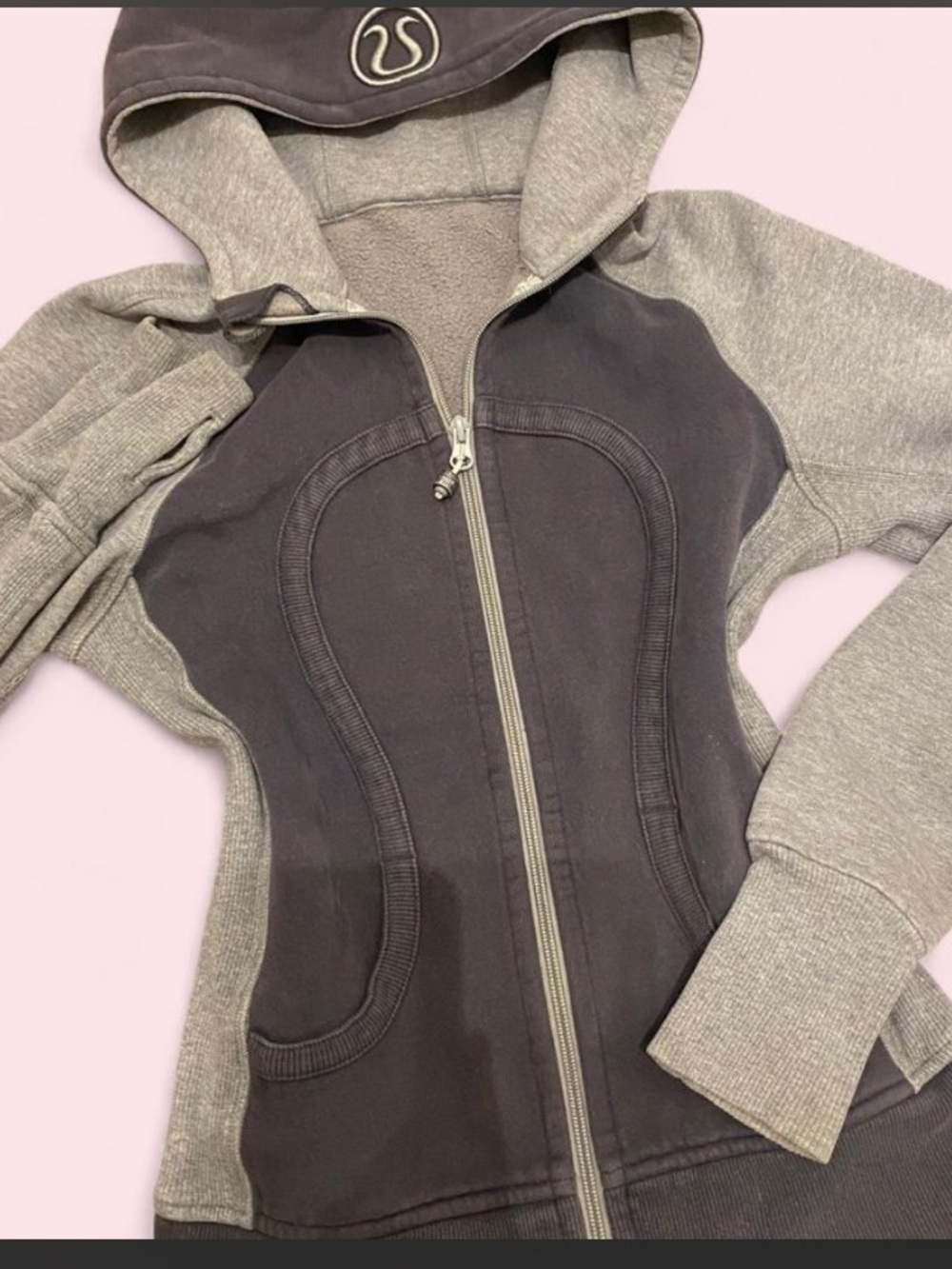 Vintage Y2K Lululemon Two-Tone Grey Zip-Up Hoodie